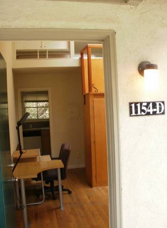 $1,400 / 303ft2 - Pequeño estudio tipo casa adosada con altillo para dormir (berkeley)63861102333699123