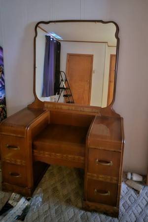 dresser and  vanity 1