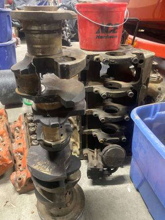 1959 389 Pontiac Engine 1