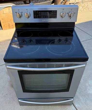 Electric Oven Stove Range 1