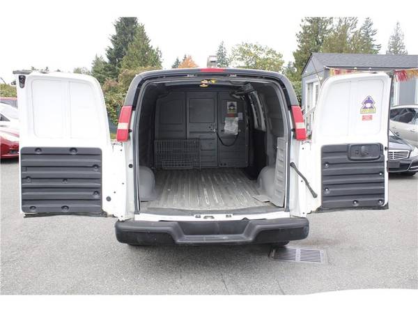 2012 GMC Savana 1500 - Photo 10