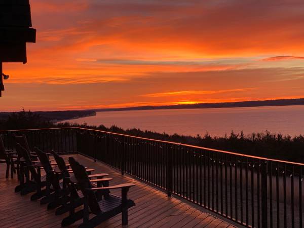 $595 / 4br - 3200ft2 - Amazing Lake View Vacation Rental Yankton Lewis and Clark Lake Private (Yankton County)