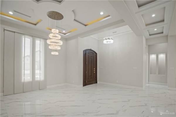 $669,000 / 4br - 2991ft2 - Amazing Home in Edinburg (Edinburg)64199311279747122