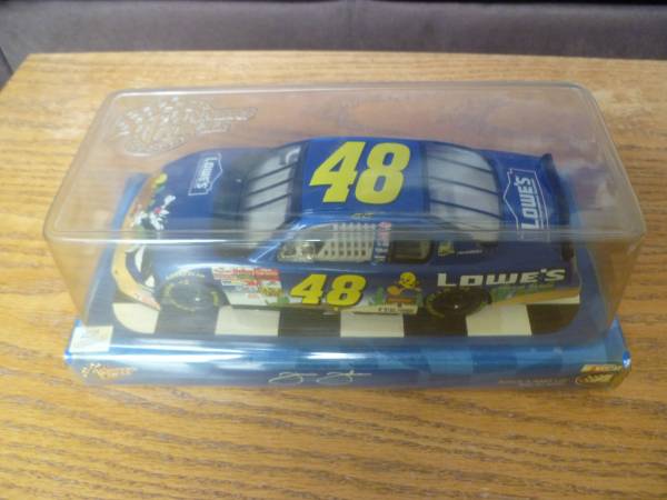 NEW 2002 Winner's Circle NASCAR Lowe's #48 Car Replica-Jimmie Johnson 1