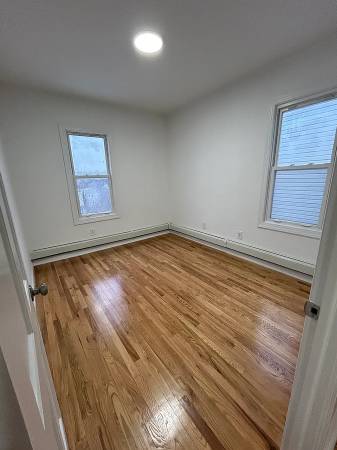 $1,600 / 1br - Stylish 1BR in Clinton Hill (Brooklyn)64033801623426120
