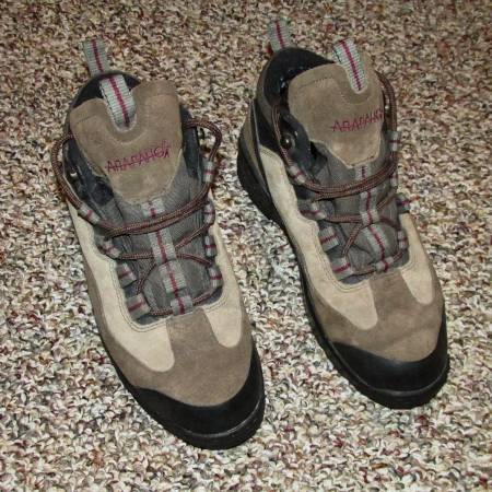 Hiking Boots - Women’s Size 8M - $10 (Menomonee Falls)63470459350147120