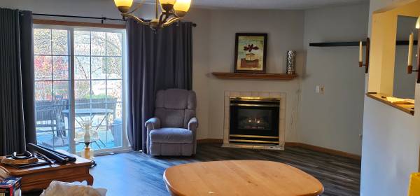 $2,099 / 3br - 1600ft2 - Newer 3BR Townhome with Basement- Quiet Dead End Street in Great Area! (Chanhassen)64149609470722122