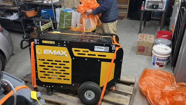 EMAX COMPRESSOR EGS070PT Scroll Compressor 70CFM 1