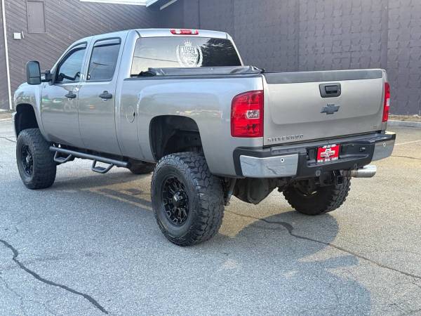 2012 Chevrolet Silverado 2500HD - Photo 11