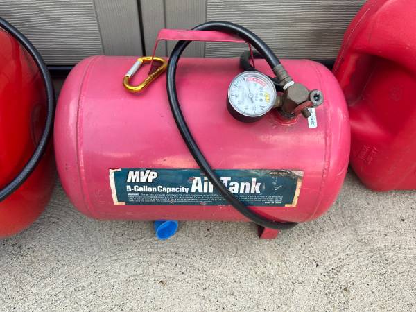 Air tank MVP 5 gallon good condition 1