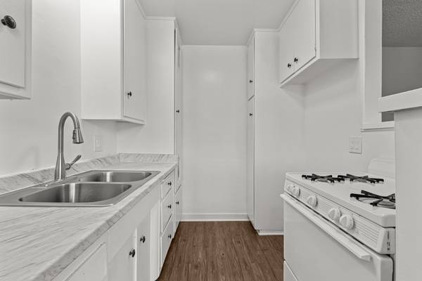 $1,925 / 1br - 690ft2 - 1 dormitorio en una COMUNIDAD EXCELENTE (($500 DE DESCUENTO al mudarse)) (Long Beach)63701185958147124