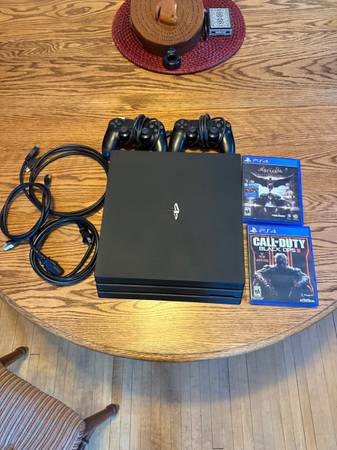 PS4 Pro 1TB used 1