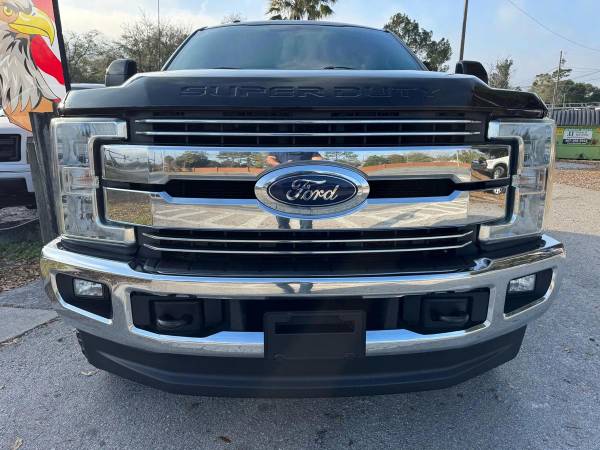 2017 Ford F250 Super Duty - Photo 2