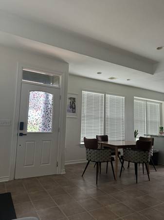 $2700.00 / 2br - 1400ft2 - Unidad individual moderna en Orange TX | 206 12 St | Disponible 1/11 | $2700/m64036372826498121