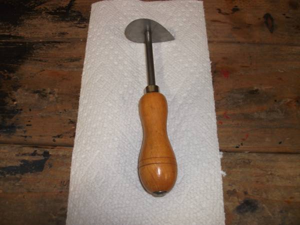 Hooked Wood Scraper 1