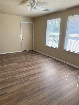 $885 / 2br - 850ft2 - Two Bedroom Apartment River Grove Apartments (New Albany)64008827658371120