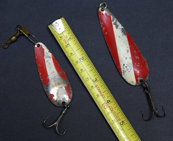 Fish-Attacked Red & White Spoon Fish Lures for Pike & Muskellunge 2/$9 1