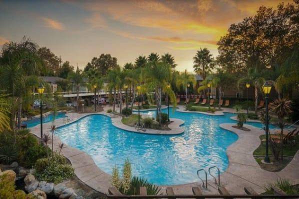 $1,450 / 1br - 680ft2 - Unidades recién remodeladas listas para mudarse (SACRAMENTO)63844738856963122