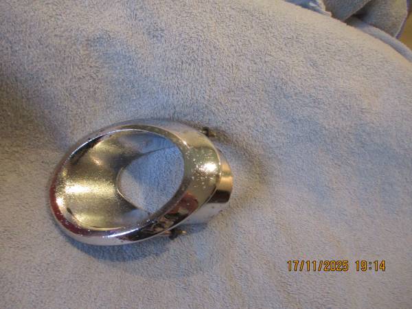 Used 1966-1967 chevrolet corvette c2 gm rh exhaust bezel from new mexico — $60 in Oneonta