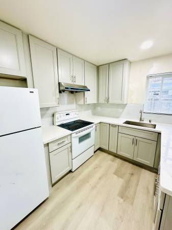 $2,790 / 2br - 900ft2 - ☎️ New remodel 2bed &1bath townhouse with inside laundry (san jose east)63935454149763120