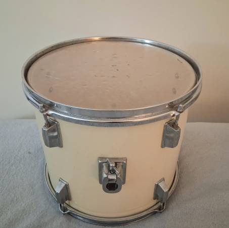 Tom drum 1