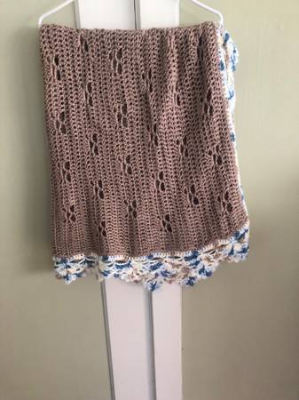 MANTAS DE GANCHILLO HECHAS A MANO PARA BEBÉS - $8 (inner richmond)634714582090251220