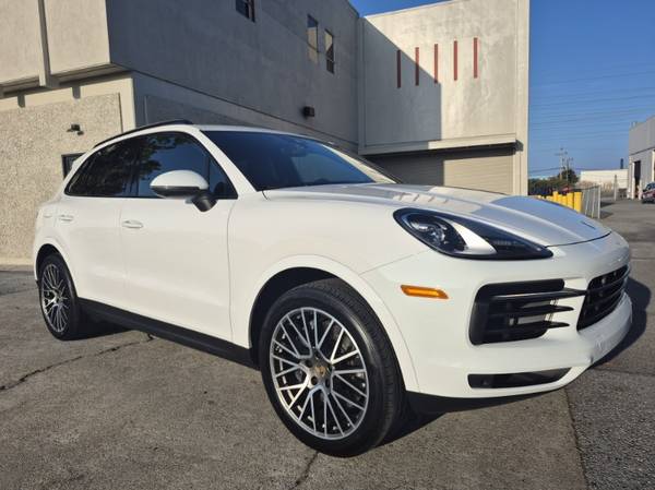 2022 PORSCHE CAYENNE PLATINUM EDITION PANO ROOF,BOSE,21" WHEELS 1