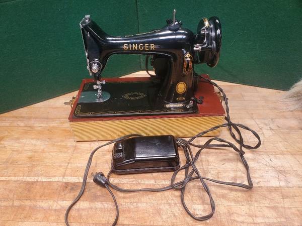 DOUBLE SIGNED Geneva オークションカタログ VTG RARE Brother Model F Citation Deluxe Zig Zag Western