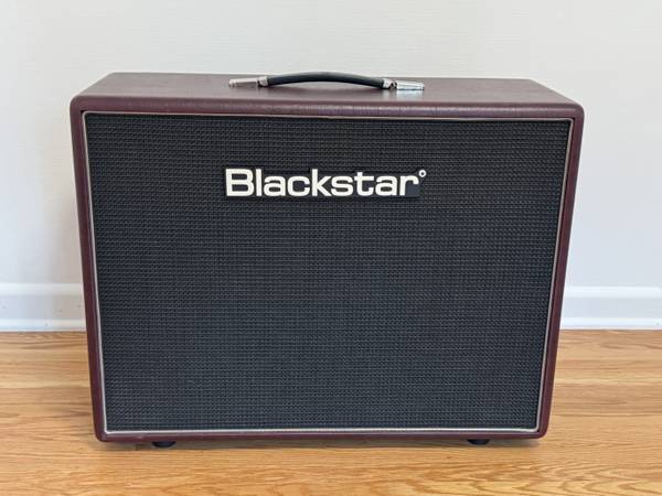 Blackstar Artisan 212  speaker cabinet 1