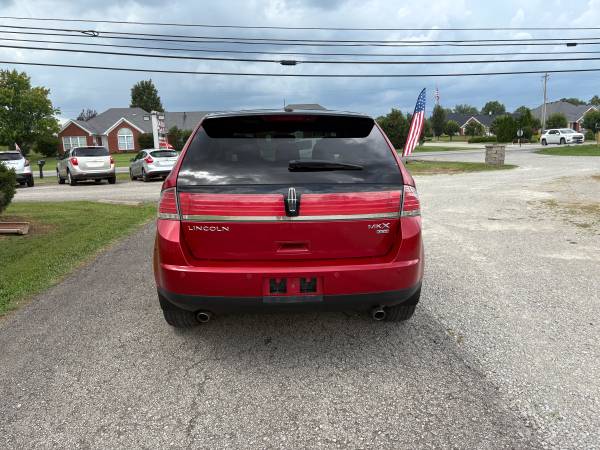 2010 Lincoln MKX AWD-asientos de cuero calefaccionados y refrigerados-Sistema Microsoft SYNC-Techo solar - $7,00063654695881603123