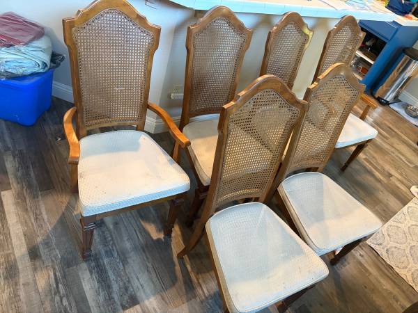 6 dinning chairs -Temecula 1