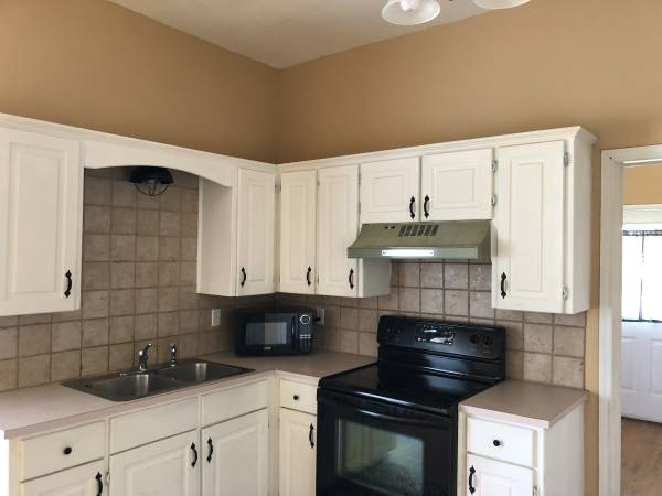 $1,350 / 3br - 918ft2 - casa Tom Bean en alquiler (Tom Bean)63656567020675121