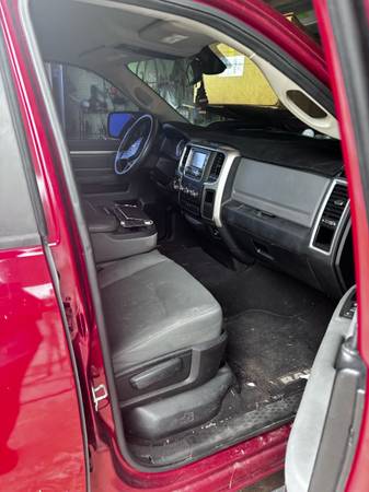 2014 dodge ram - $2,500 (Lehigh Acres)63470257447939121