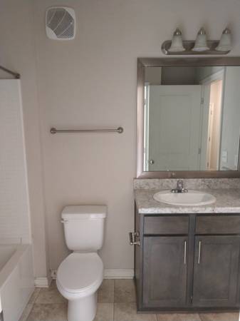 $850 / 2br - 2Bed/2Bath in nice gated Asheville community (Asheville)64029209425667122