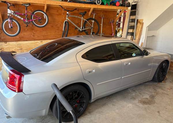 2007 Dodge Charger • SRT8 Sedán 4D - $15,950 (Hanover)63482260034435122