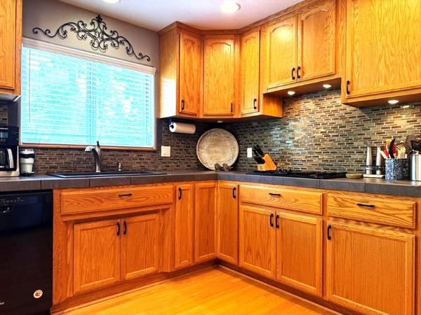 $549,900 / 3br - 2238ft2 - 13166 Wells Fargo Dr (Pine Mountain Lake/Groveland)63970302951043123