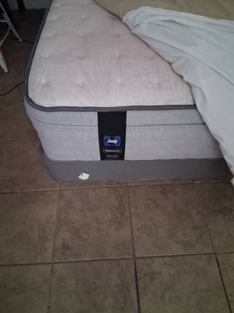Bundle $900 1