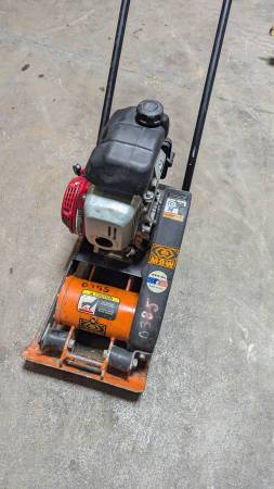 Plate compactor 1