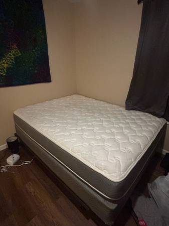 Queen size bed and mattress 1