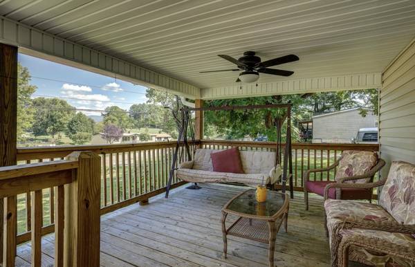 $210,000 / 3br - 1700ft2 - 3bed/2bath house (Bluff City)64141624342019122