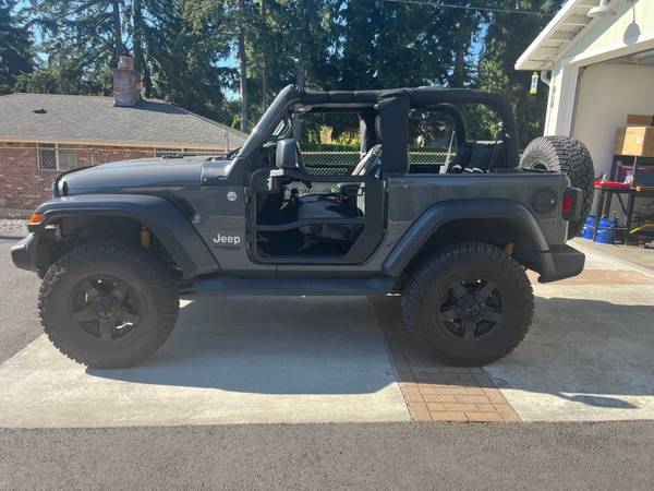 2019 Jeep Wrangler Sport S Hardtop - $29,000 (SeaTac)63469765250689123