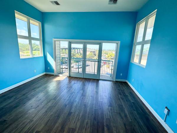 $5,550 / 6br - Upstairs 6 bedroom 3.5 bath unit (Kihei)63686673552515124
