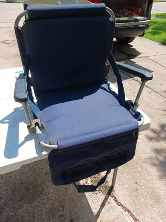 Vintage Stadium Seat - $17 (Houston)62943197535233120