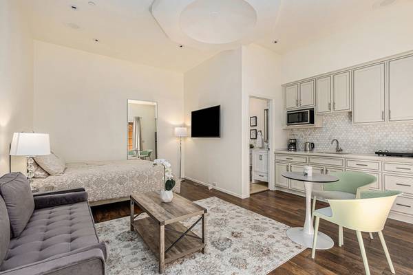 1041 Grandview Dr #A - Studio | 1 bathroom | Fully furnished 1