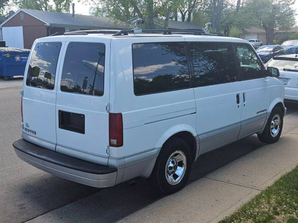 2000 GMC Safari Passenger - ¡Financiamiento disponible! - $6988.0063612355622659124