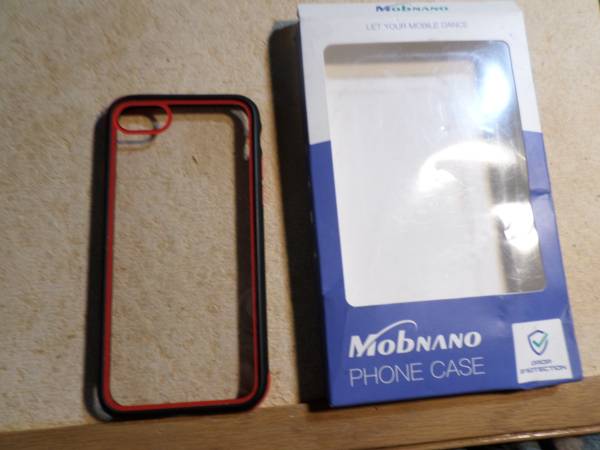 Protector IP SE/7/8 transparente con rojo y negro mobnano 150 pesos 1