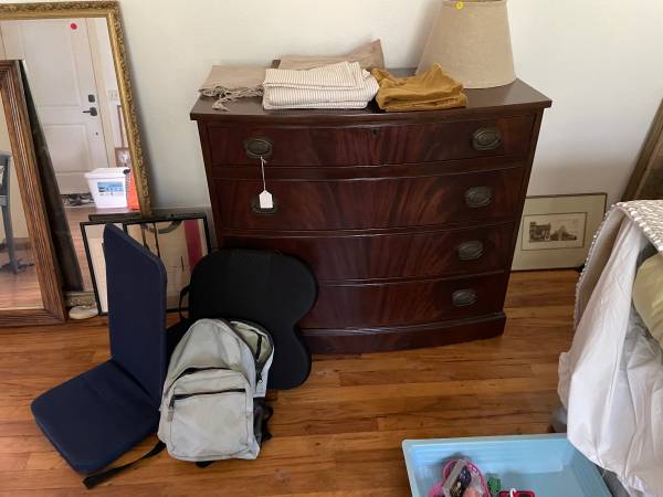 Yard sale photo