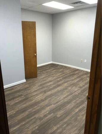 $550 / 200ft2 - Office Spaces For Lease Oswego NY (Oswego)64151010732673123
