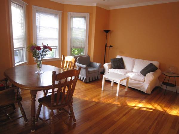 $1,650 / 2br - 2 Furnished BR for 2 roommates, shared 2 BR apart. NEAR LONGWOOD medic (Brookline)63863136953857120