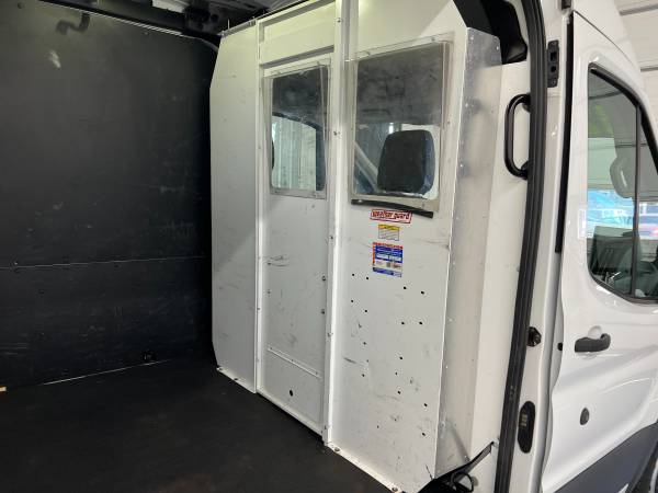 2017 Ford Transit 250 3dr - Photo 15